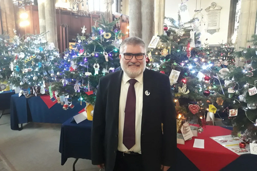 Mayor Dave Hodgson at the 2019 Bedford Christmas Tree Festival