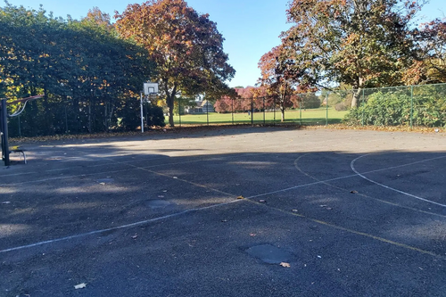 Bedford Park - Basketball Court