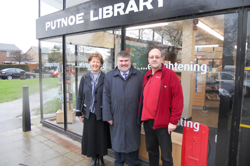 Mayor Dave Hodgson with Cllr Sylvia Gillard and Cllr Phil Merryman outside Putnoe Library