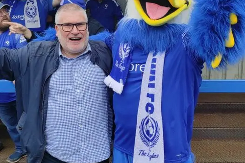 Mayor Dave with Eyrie Eagle