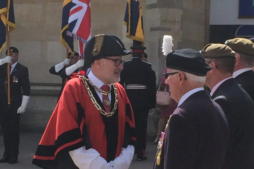 Mayor Dave Hodgson Talks to Veterans at the Armed Forces Day Parade