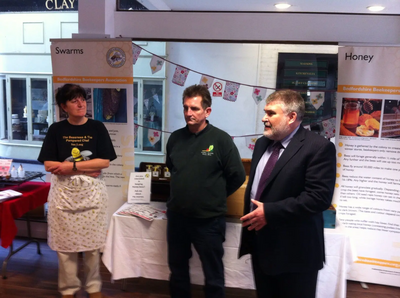 Mayor Dave Hodgson Speaking at Launch of The Beesness and Garden Friends Pop-Up Shop at BedPop, April 2014