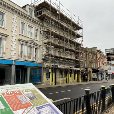 Bedford High Street Scaffolding