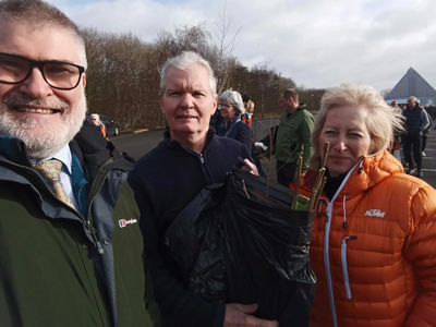 Mayor Dave Hodgson at the Tree Giveaway - February 2022