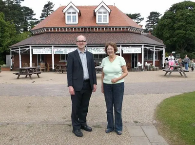 Cllrs Michael Headley and Rosemary Bootiman at Bedford Park Café