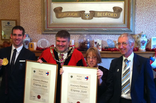 Mayor Dave Hodgson with Etienne Stott and his Parents at the Ceremony Marking the Award of the Honour of Honorary Freeman of Bedford Borough