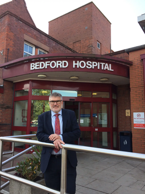 Mayor Dave Hodgson at Bedford Hospital