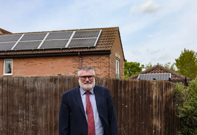 Mayor Dave Hodgson Announces Solar Panel Scheme