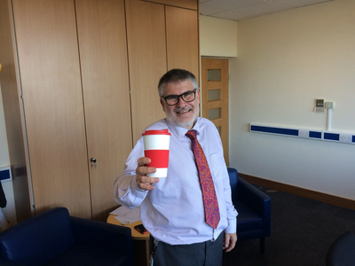 Mayor Dave Hodgson with reusable drink cup