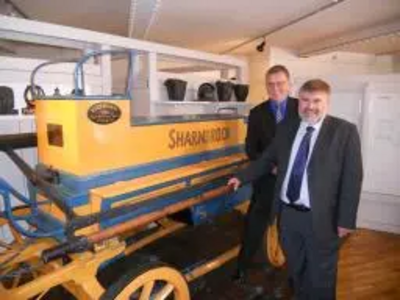 Dave Hodgson and Cllr Doug McMurdo at Bedford Museum