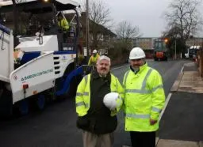 Dave Hodgson and Charles Royden at Chip Fat Road Resurfacing Trial