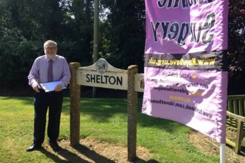 Mayor Dave Hodgson With Shelton Village Sign