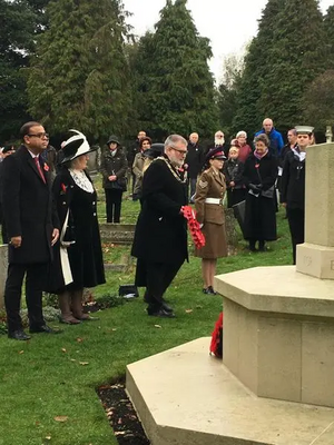 Mayor Dave Hodgson laid a wreath for the Highlanders