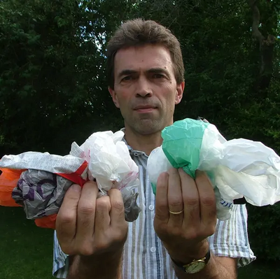 Tom Brake MP campaigning for a plastic bag charge in 2012