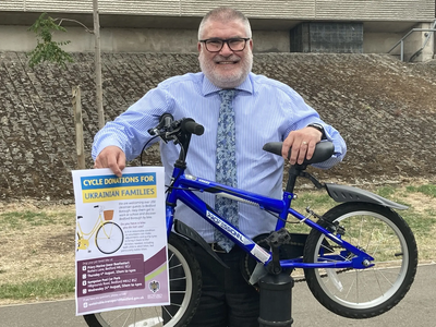 Mayor Dave supporting Bikes for Ukraine