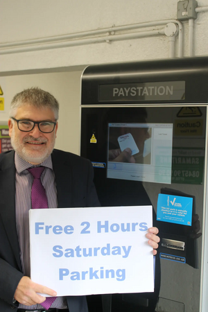 Mayor Dave Hodgson Promotes the Free Parking Deal for Bedford